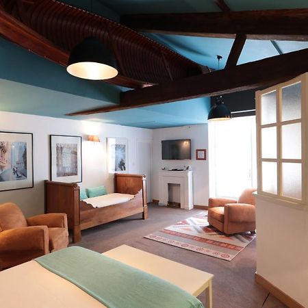 Relais De Chasse La Chaignaie Saint-Hilaire-de-Loulay Eksteriør billede