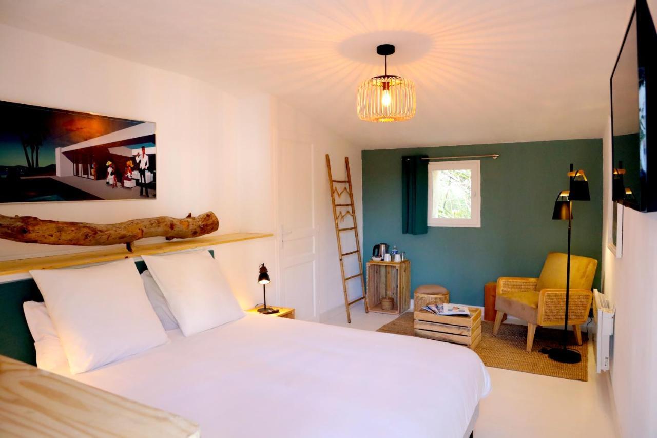 Relais De Chasse La Chaignaie Saint-Hilaire-de-Loulay Eksteriør billede