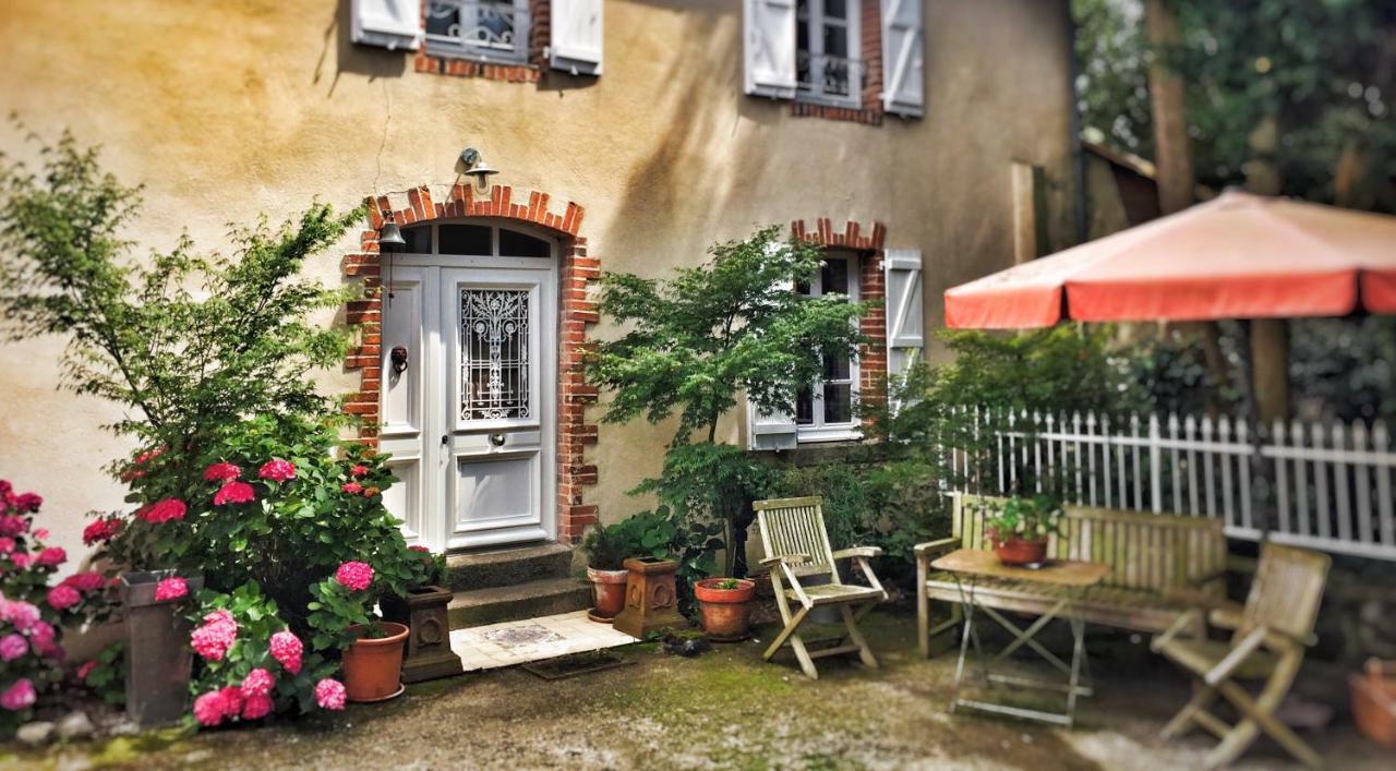Relais De Chasse La Chaignaie Saint-Hilaire-de-Loulay Eksteriør billede